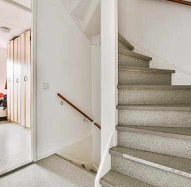 Uneven floors and stairs